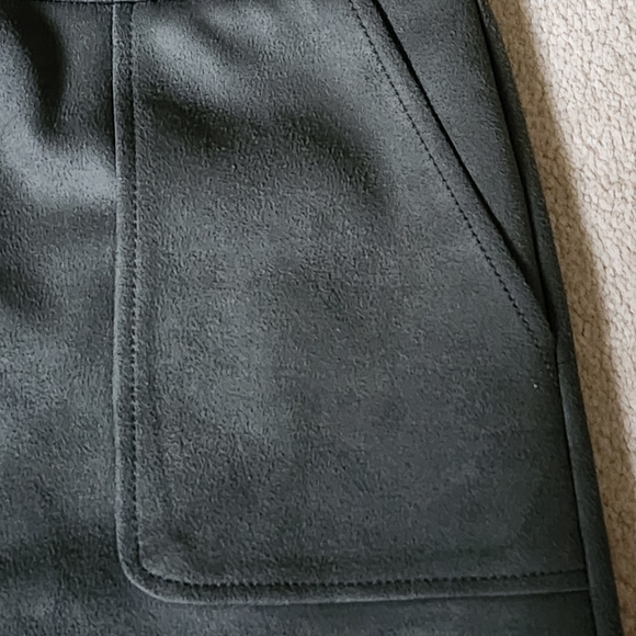 LOFT dark green faux suede short skirt - Picture 4 of 5